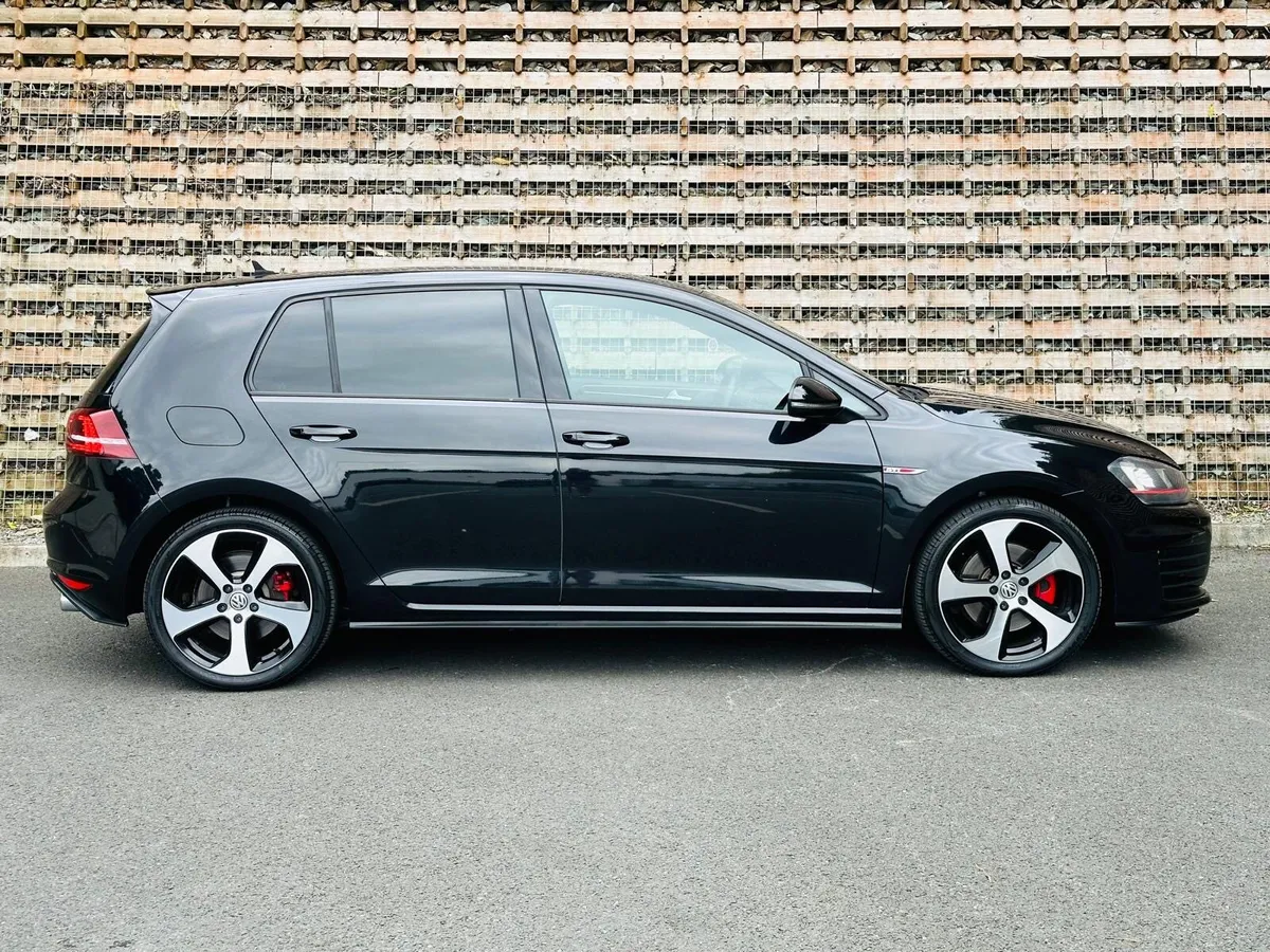GOLF GTI DSG 🔥 - Image 3