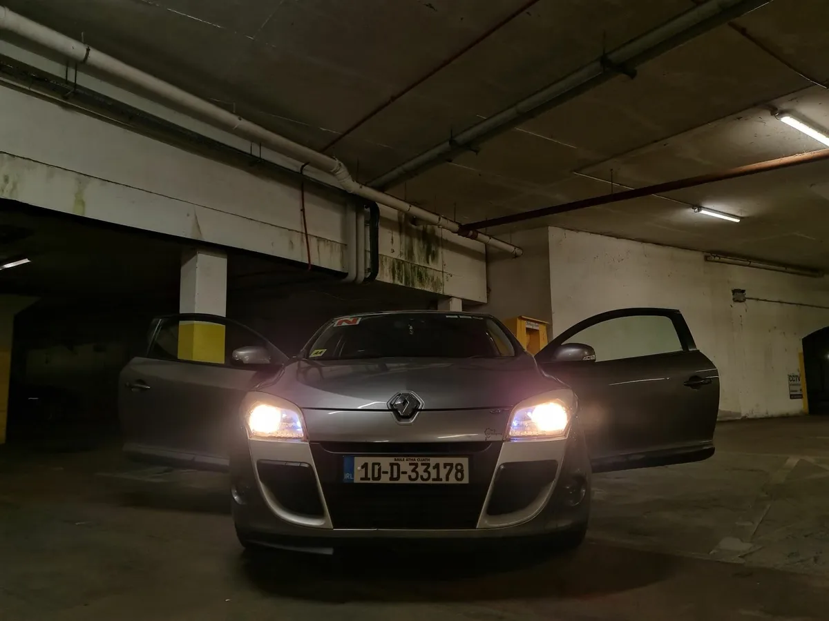 Renault Megane 2010 - Image 1
