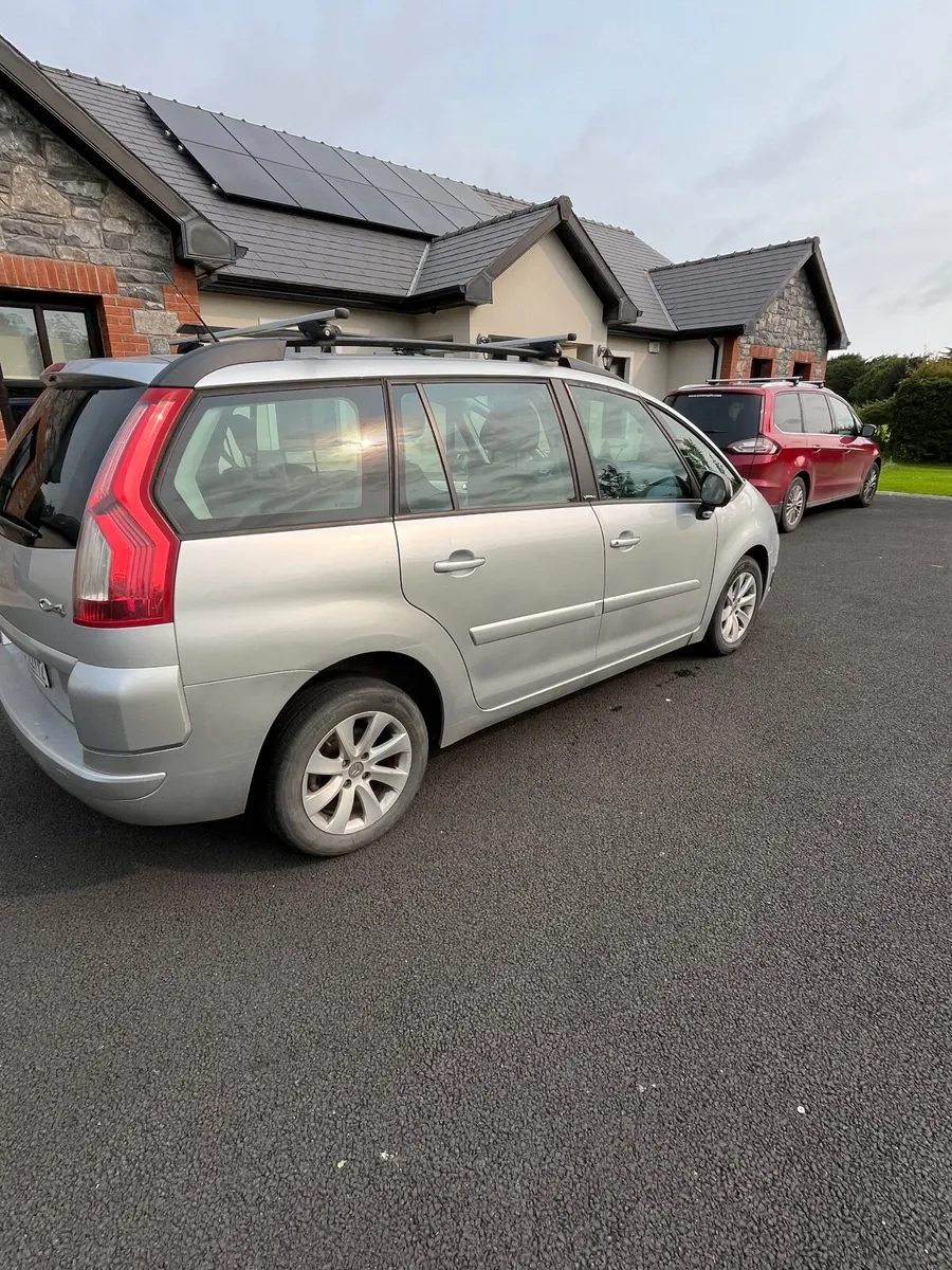 Citroen C4 picasso 2010 - Image 2