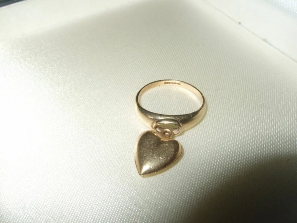 Vintage 14ct & 9ct Gold Charm Ring - Image 4