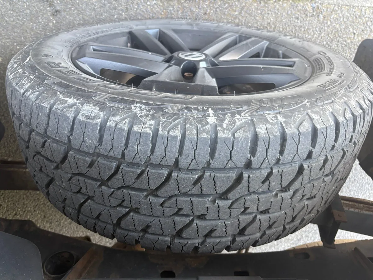 Volkswagen Amarok - Image 2