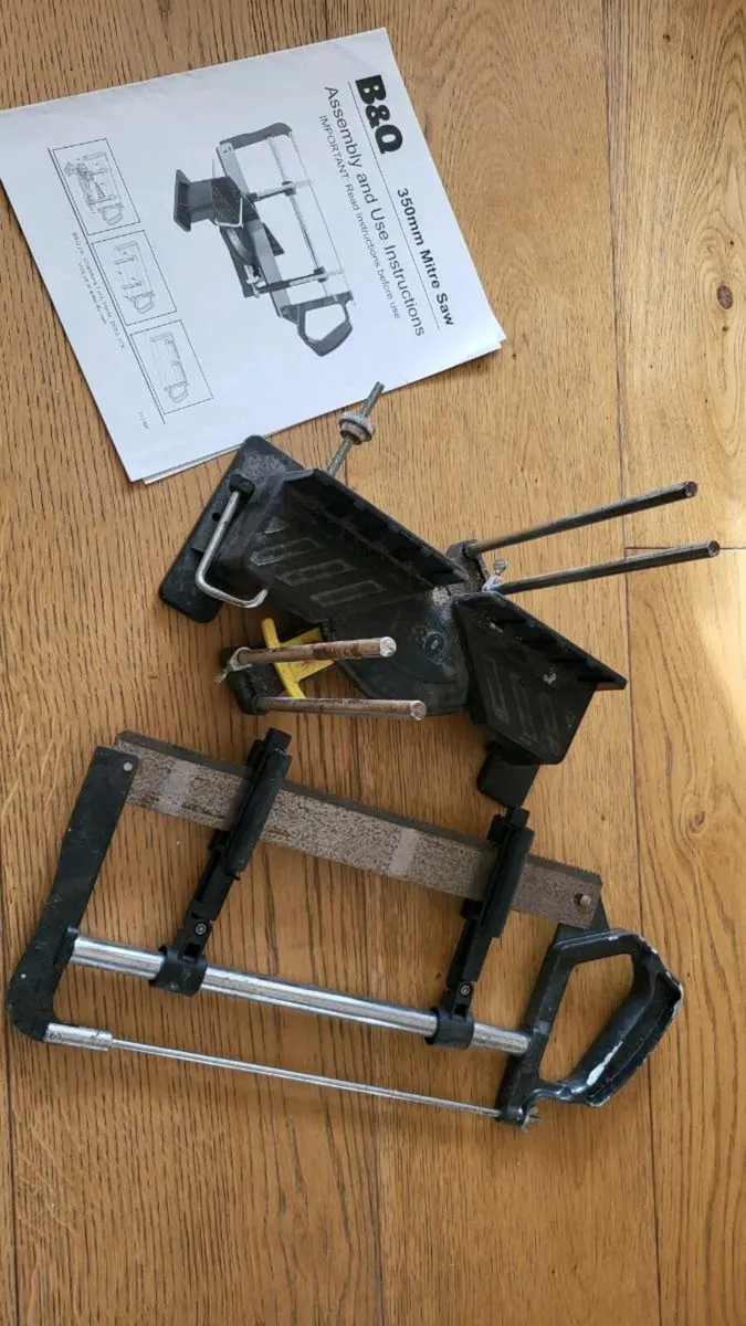 B & Q Mitre Saw - Image 2