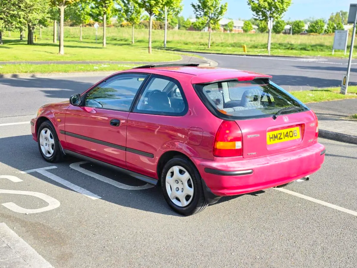 Honda Civic 1998 25k miles - Image 3