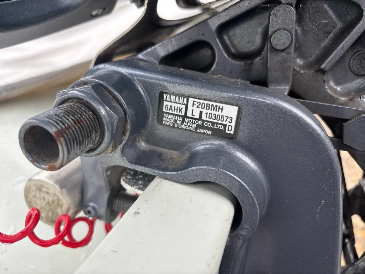 20hp Yamaha Outboard Engine - Image 2