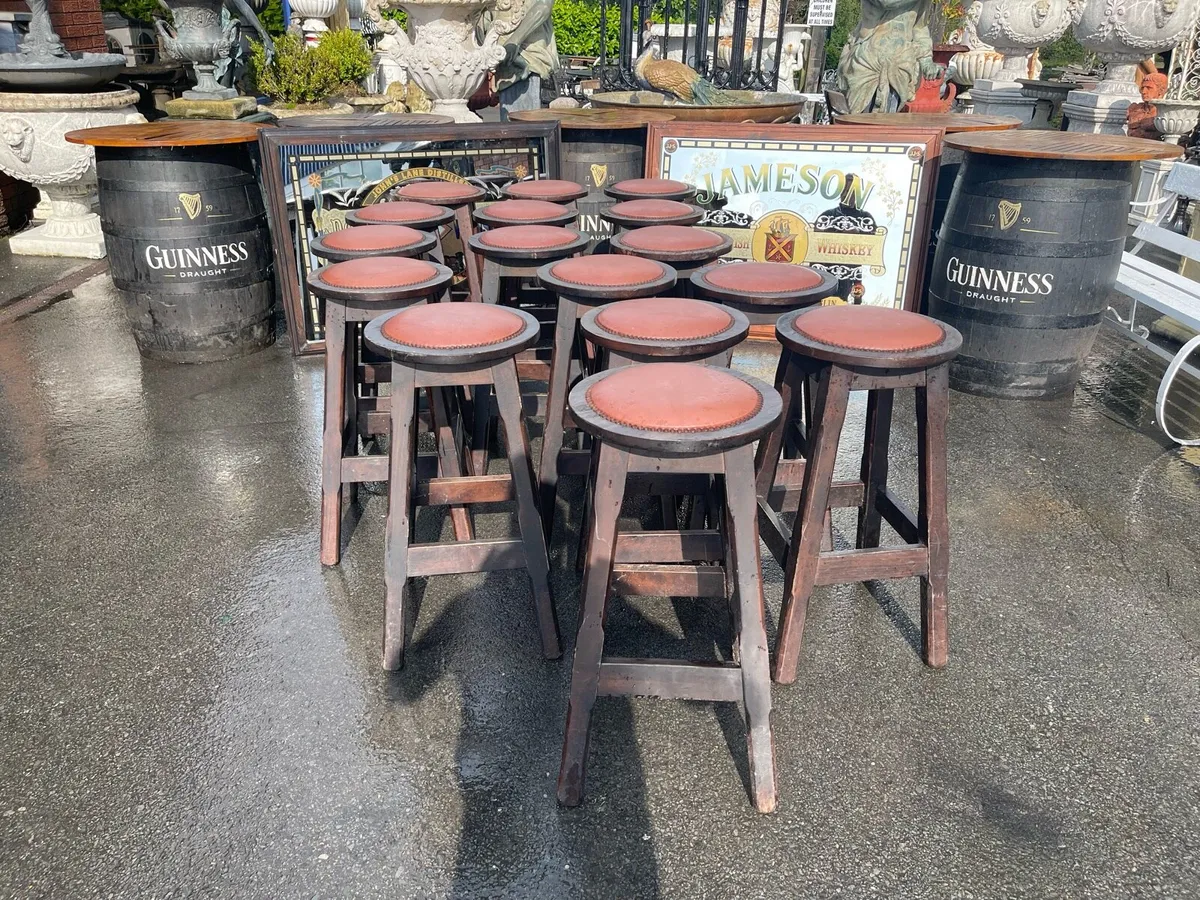 16 good quality bar stools - Image 2