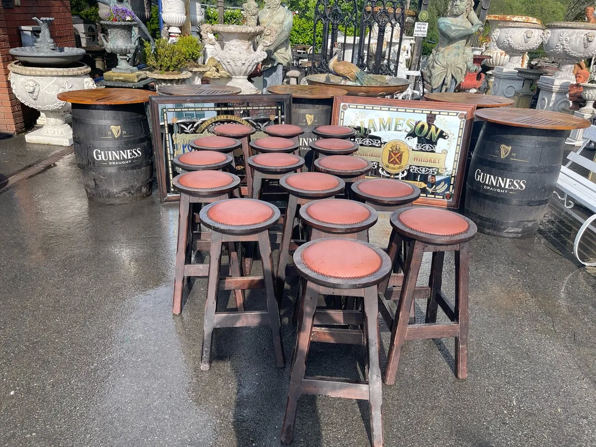 16 good quality bar stools - Image 3