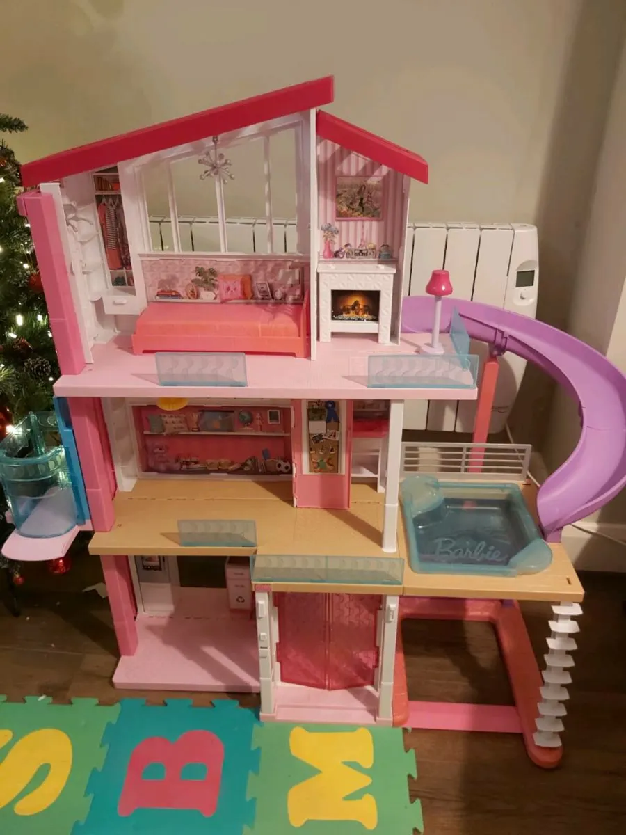 Barbie Dream Home - Image 1