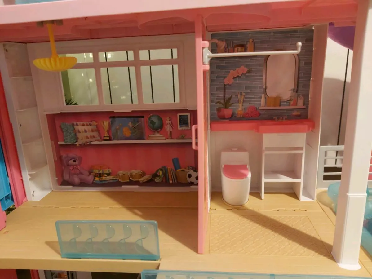 Barbie Dream Home - Image 3