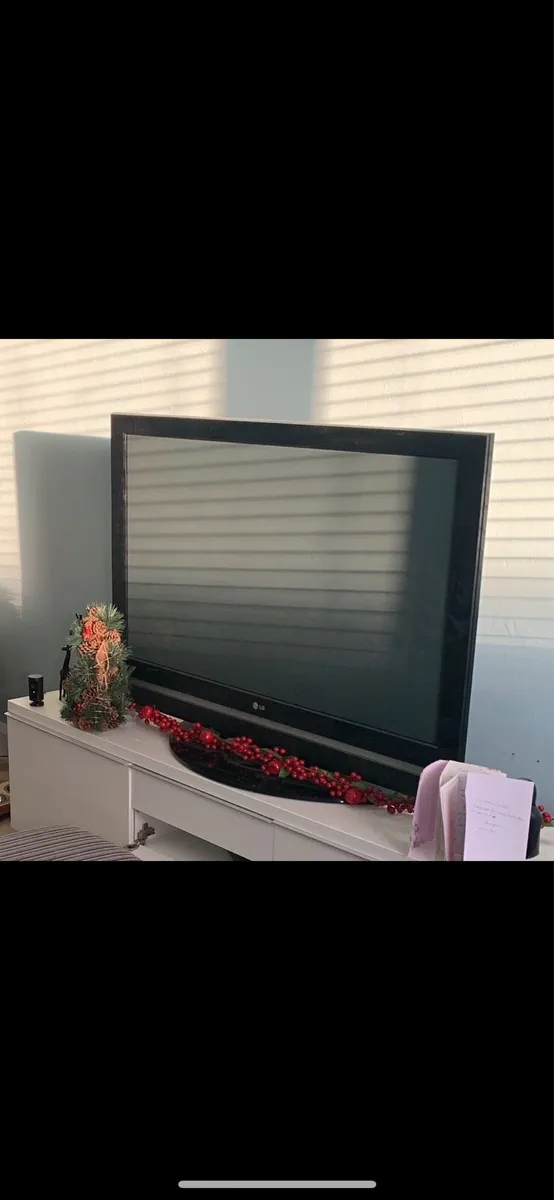 TV - Image 1