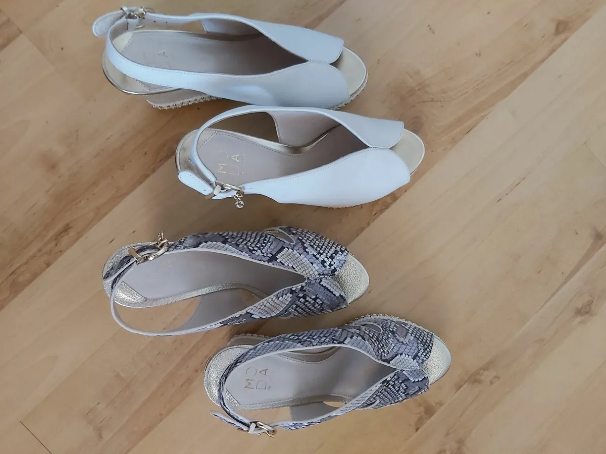 2 x Moda in Pelle embellished wedges (new) - Image 3