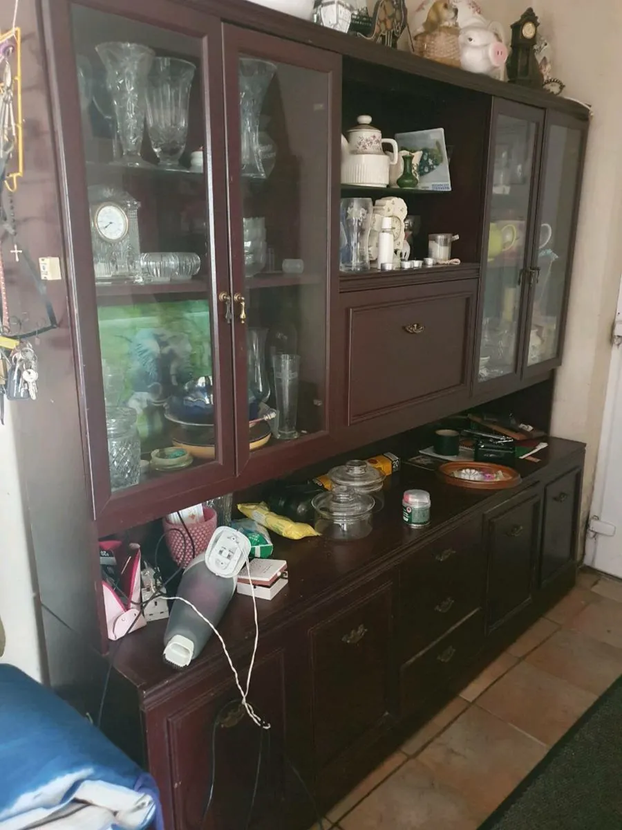 FURNITURE - Image 3