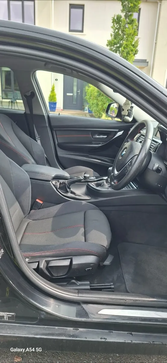 BMW 3-Series 2013 - Image 3