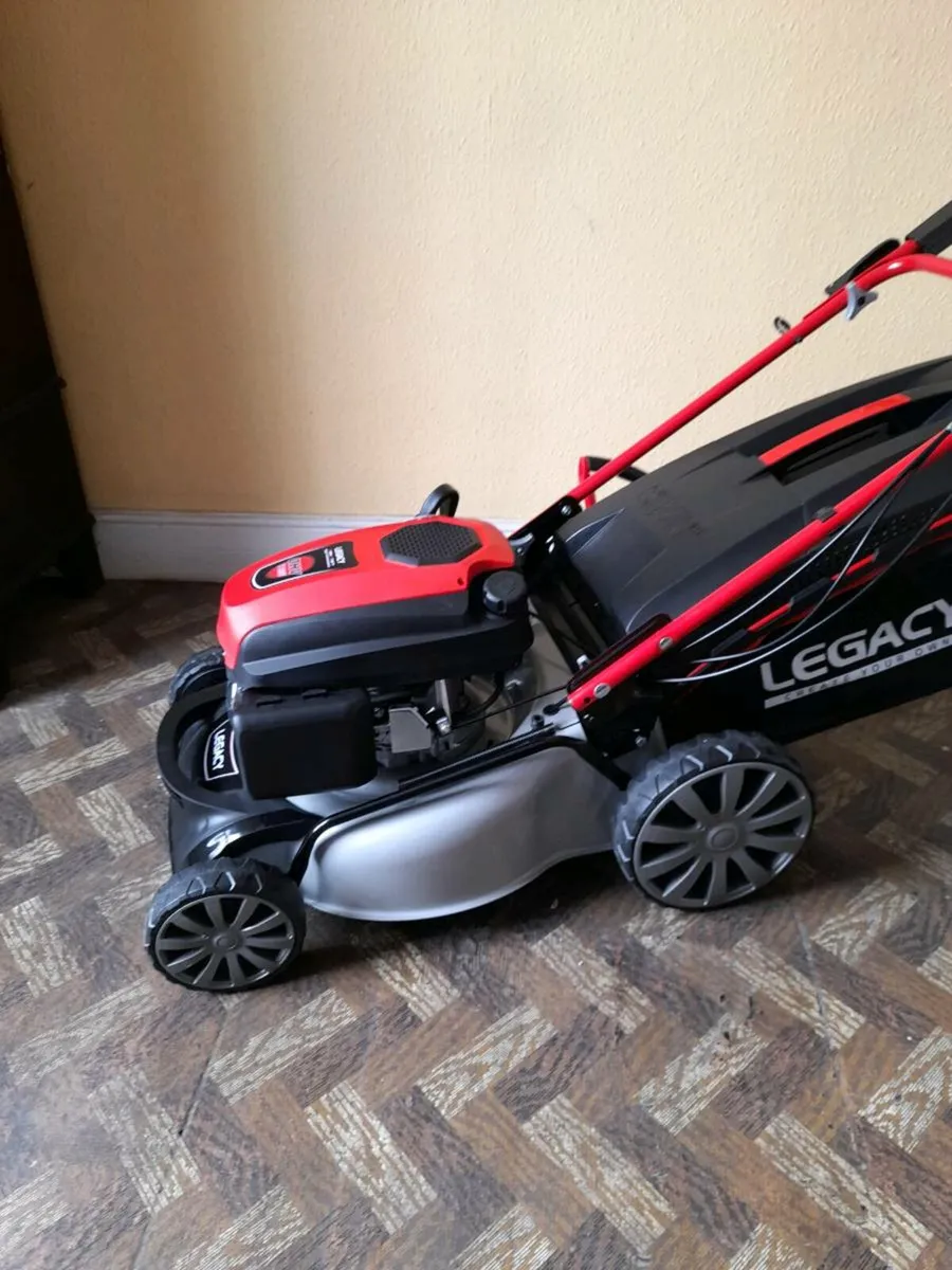 Lawnmower brand new selfpropelled 46cm/18" cut - Image 3