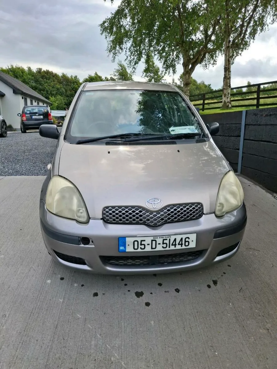 Toyota Yaris - Image 1