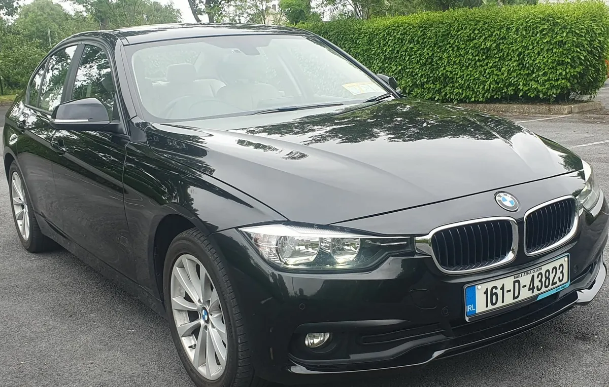 BMW 3-Series 2016 - Image 2