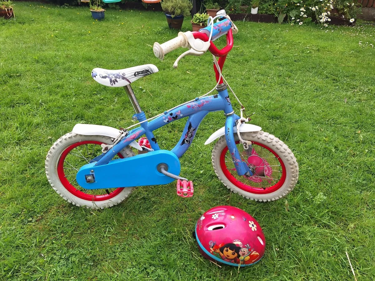 Girls Bicycle, 10" wheel, including helmet - Image 1