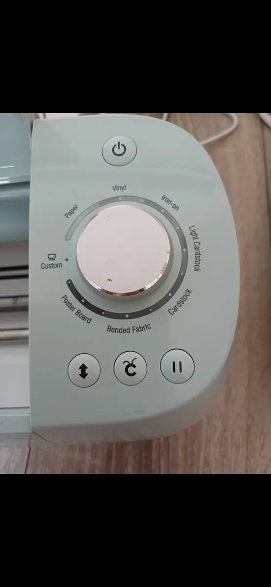 Cricut Explore Air 2 + Heatpress + accessories - Image 4