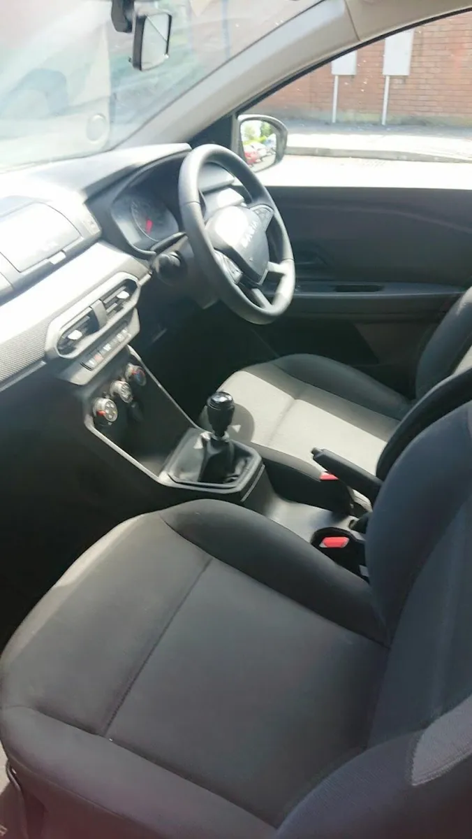 Dacia Jogger 2023 - Image 2
