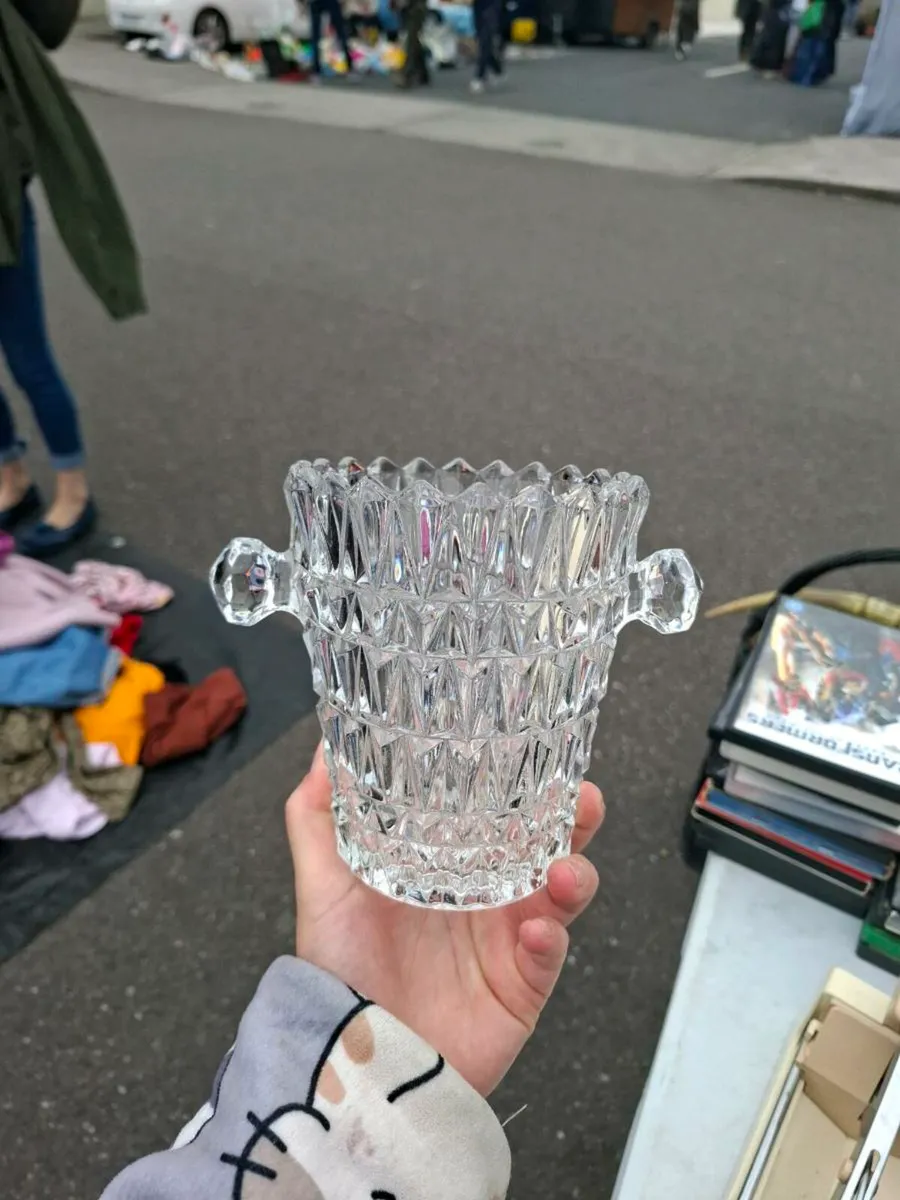 Vintage ice cube bucket postage possible