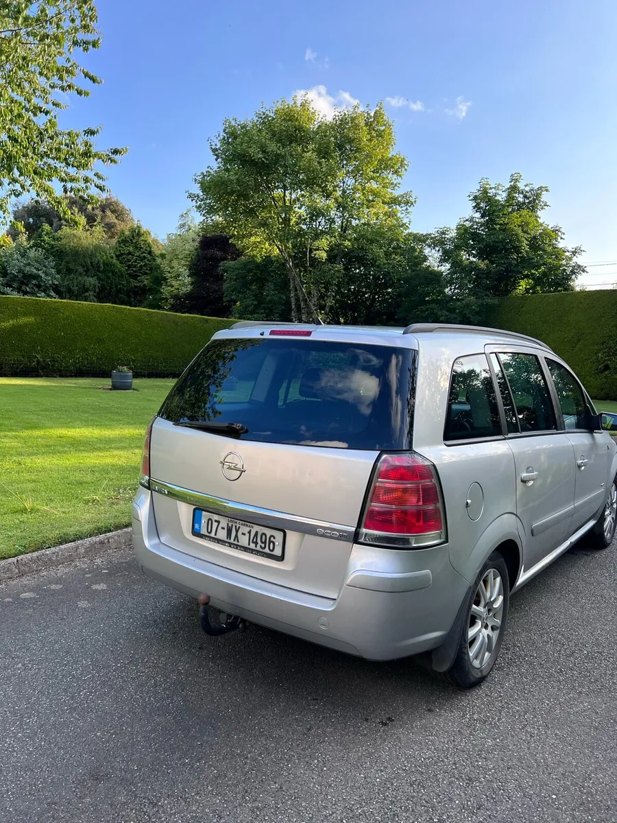 Opel Zafira - 1 Owner - Image 2