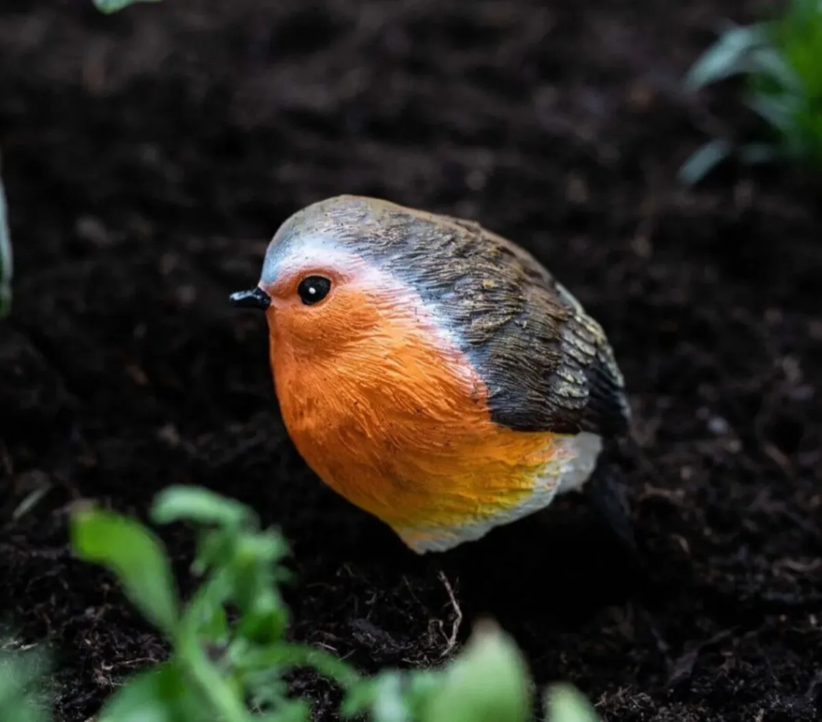 2 x Robins Bird Set Garden Ornaments NEW - Image 3
