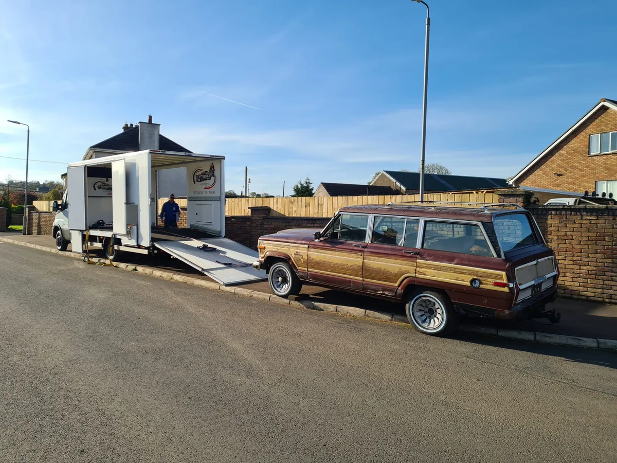 Jeep Wagoneer 1984 requires restoration - Image 4