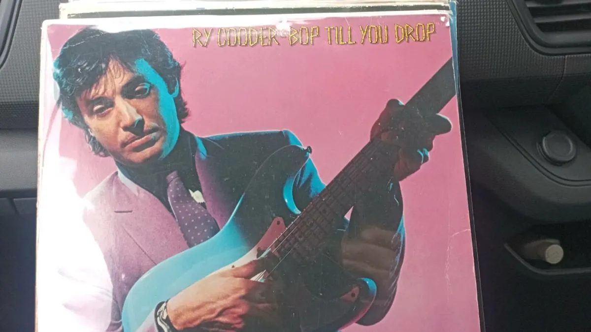 Records - Image 2