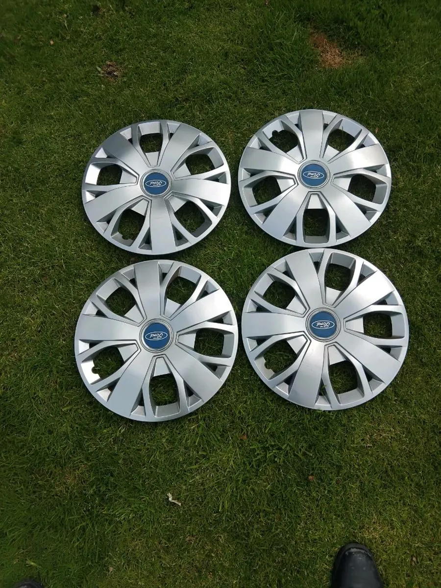 Hub caps - Image 1
