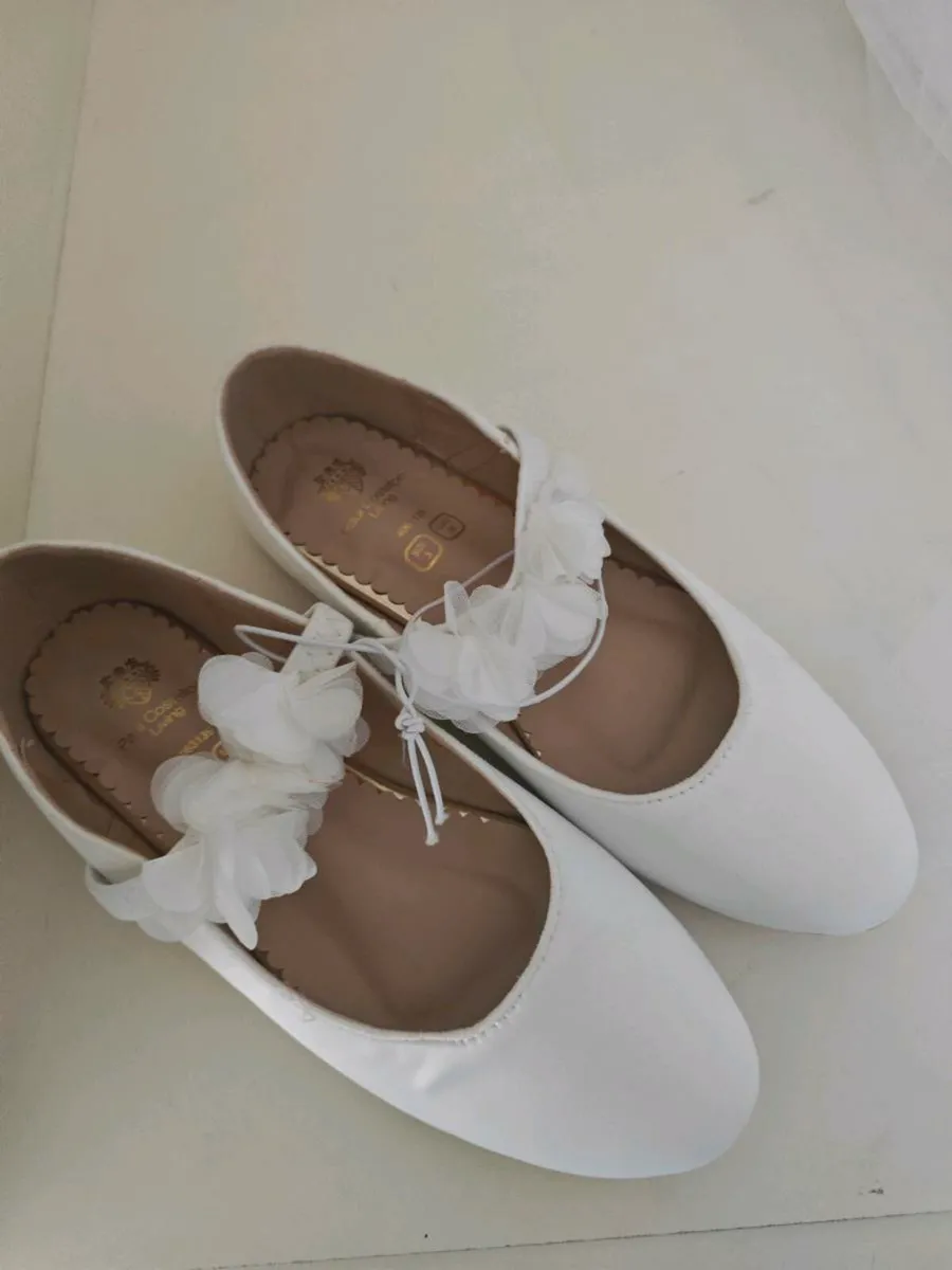 Paul Costello Communion Dress,Shoes and Accessorie - Image 2