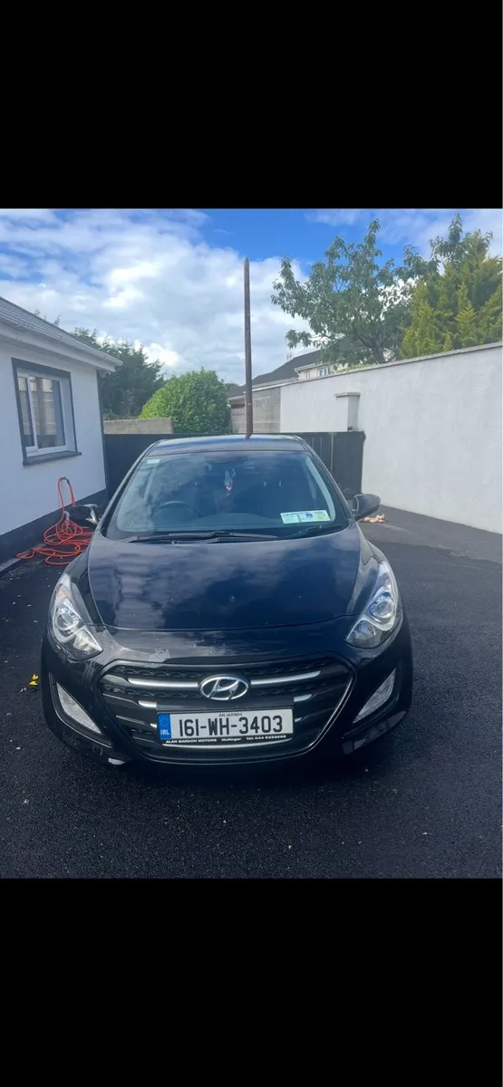 Hyundai i30 - Image 1