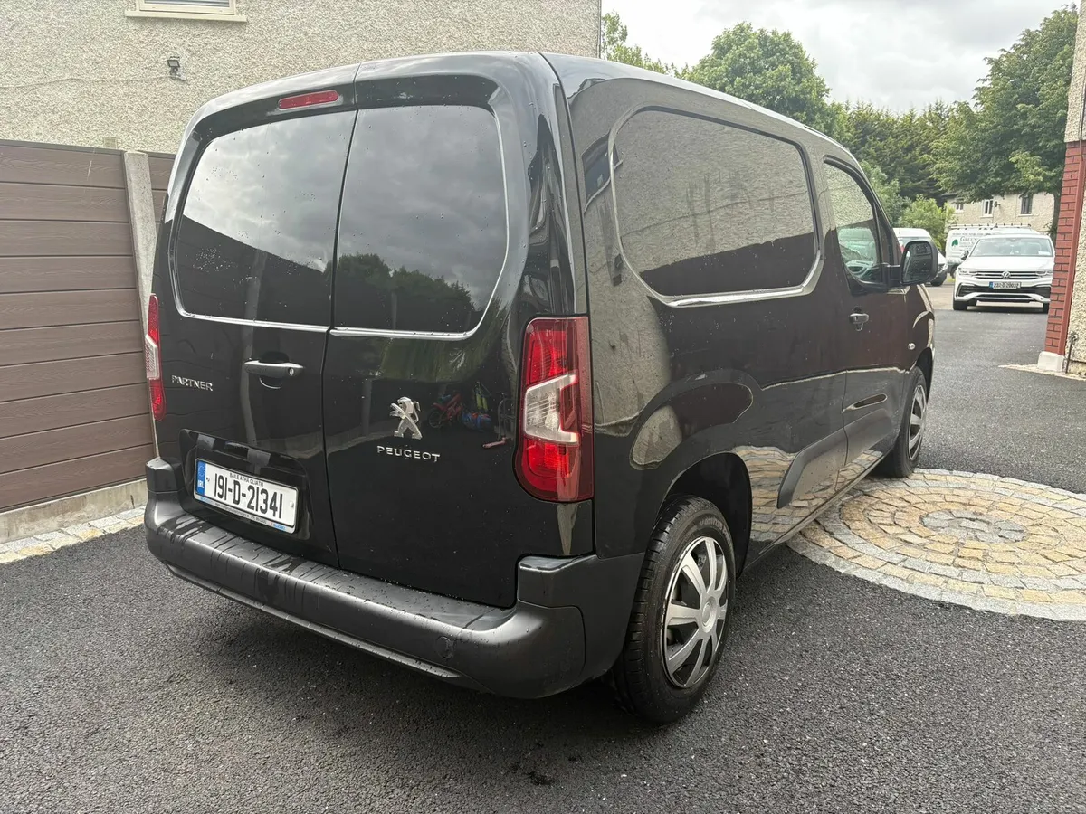 191. Peugeot partner 1.6 - Image 3