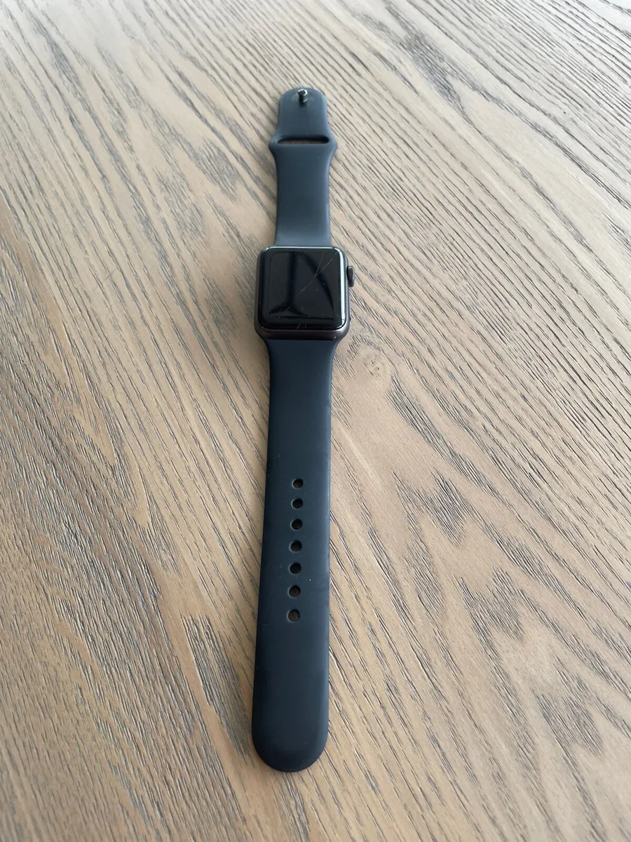 Apple Watch - Image 1