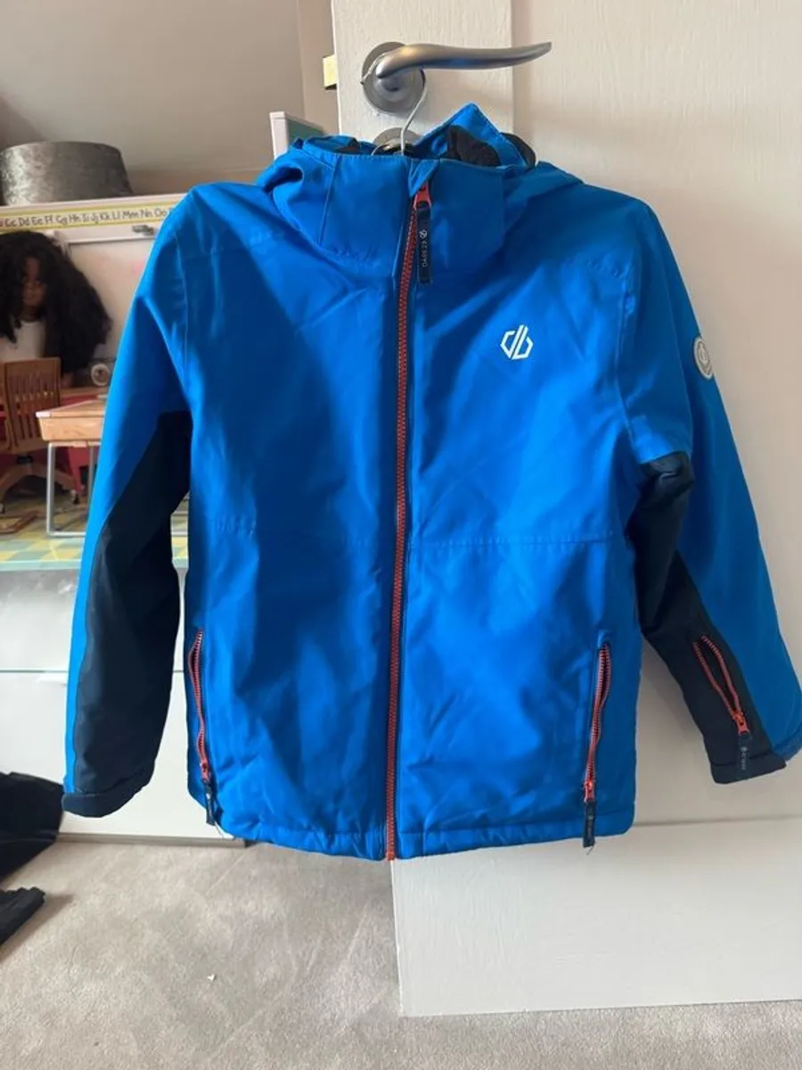 Kids Dare 2B Ski jacket age 9/10 - Image 1