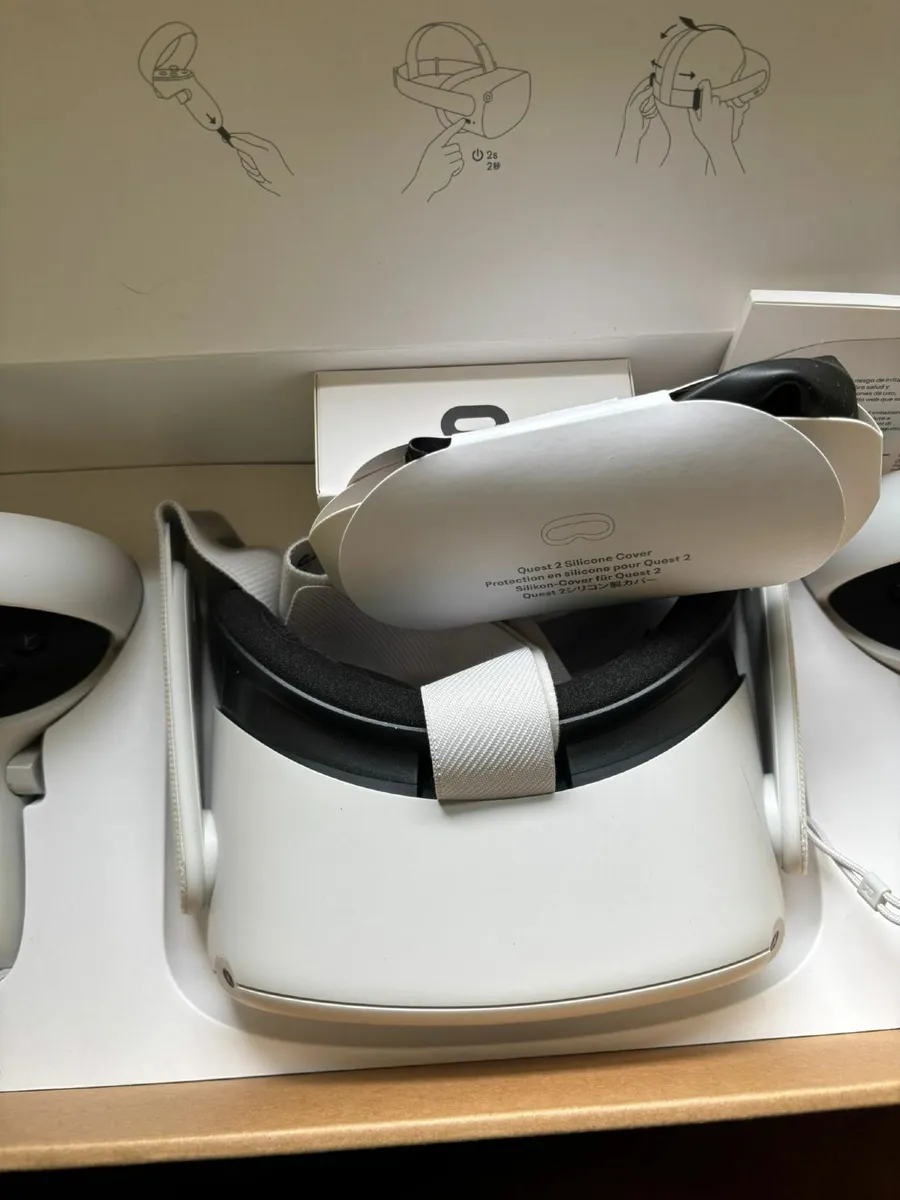 Oculus Meta Quest 2 - Image 3