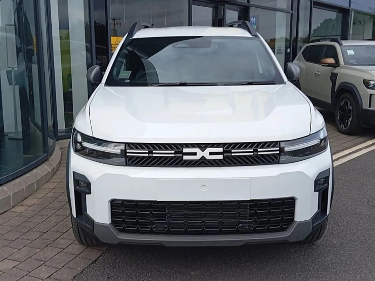 Dacia Bigster Essential Tce 130Bhp 4x4 Petrom Man - Image 1