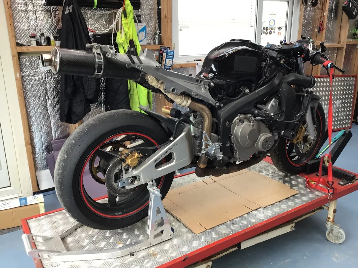 Honda CBR 600 RR - Image 1
