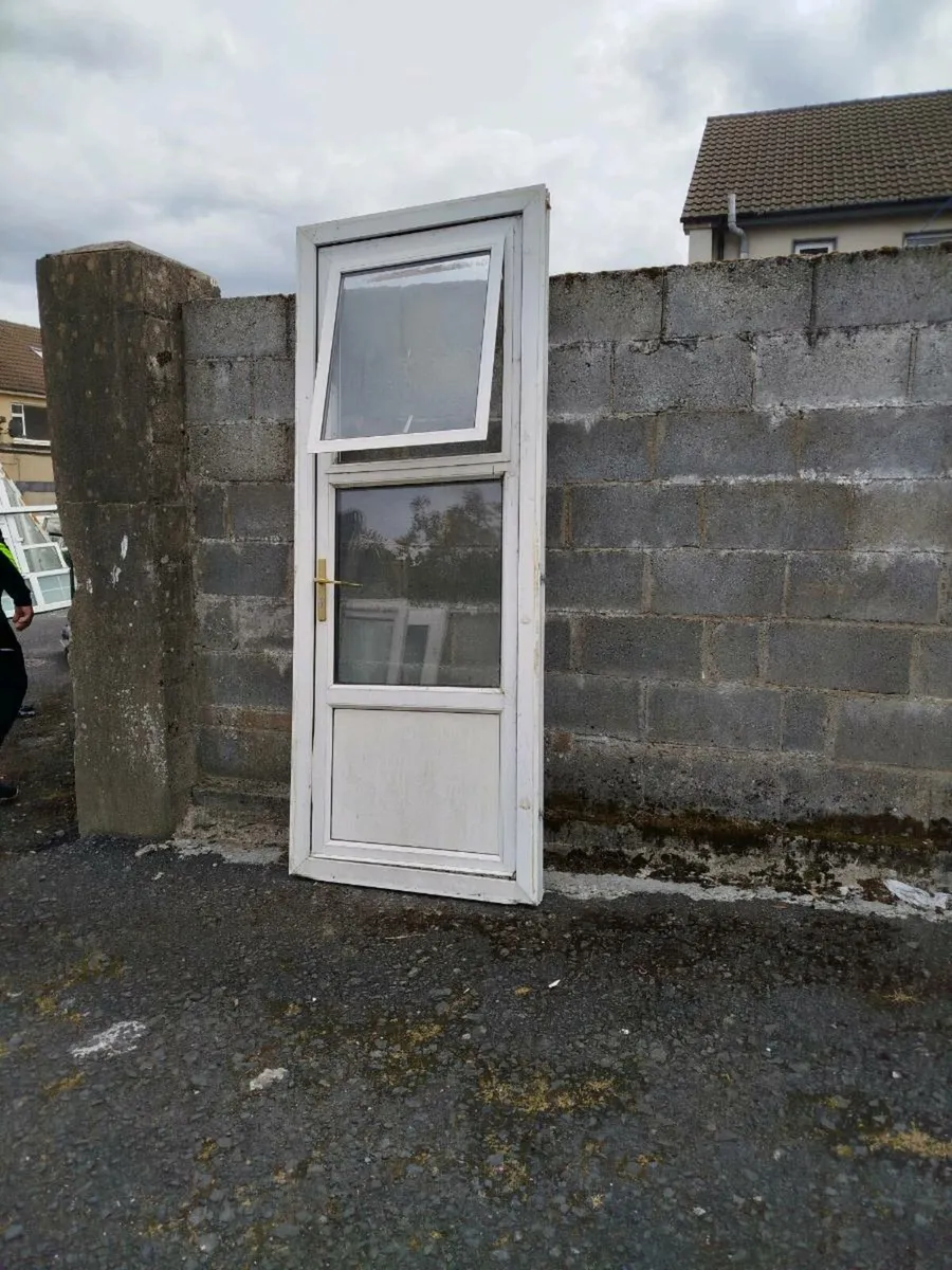 GREAT QUALITY SINGLE DOOR - Image 2