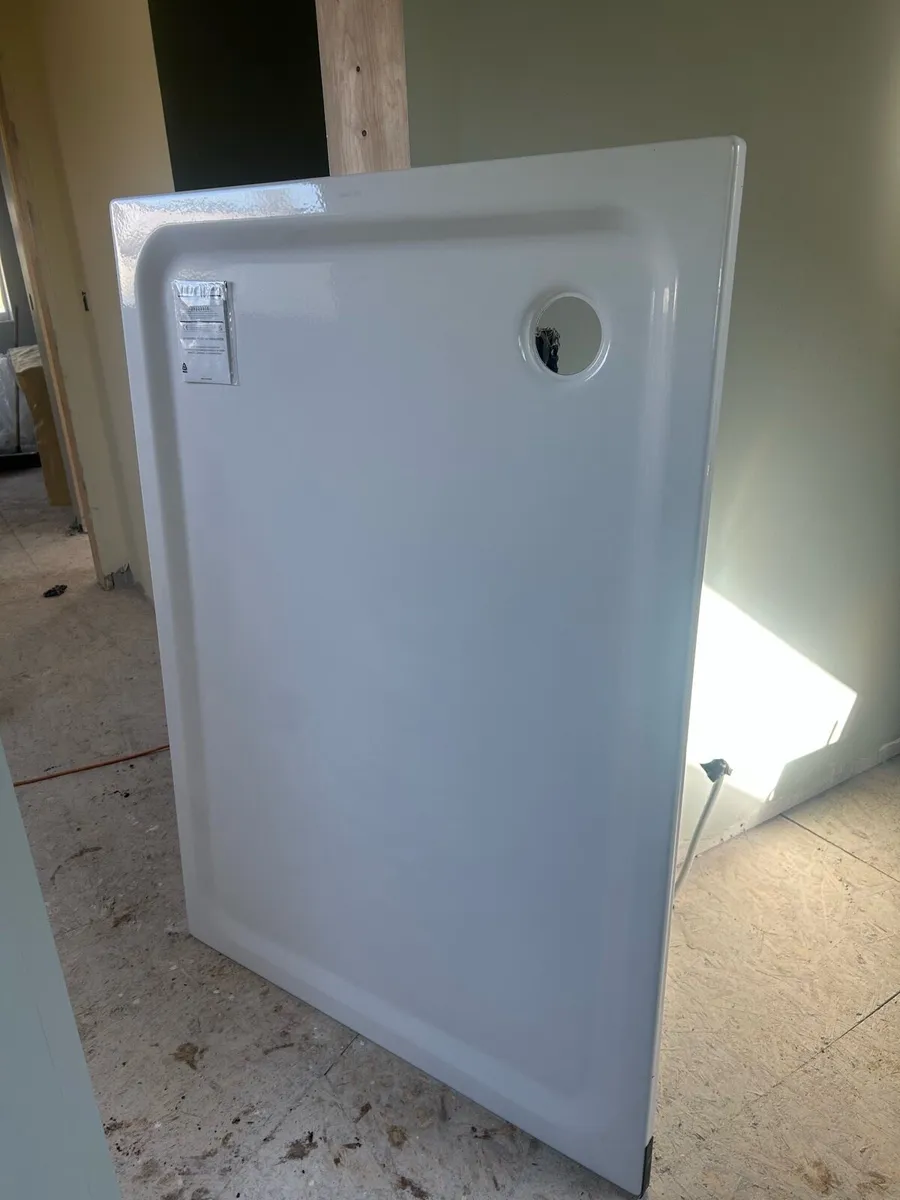 Shower tray - Image 1