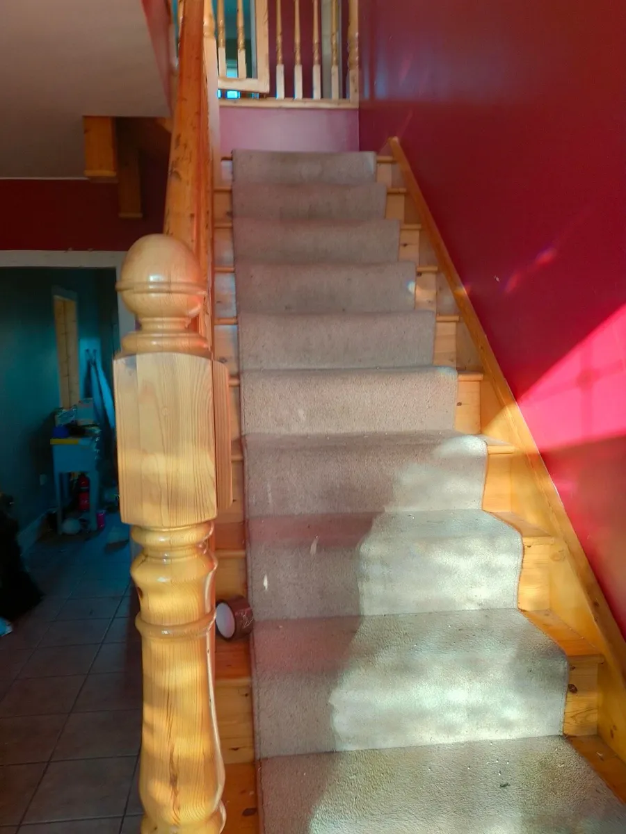 Solid pine staircase - Image 2