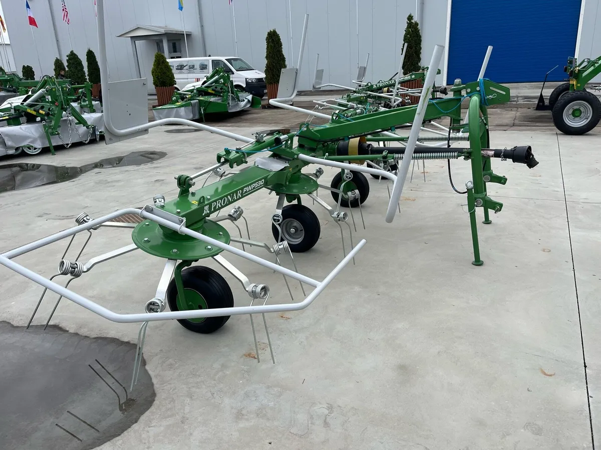 New Pronar tedders - Image 1