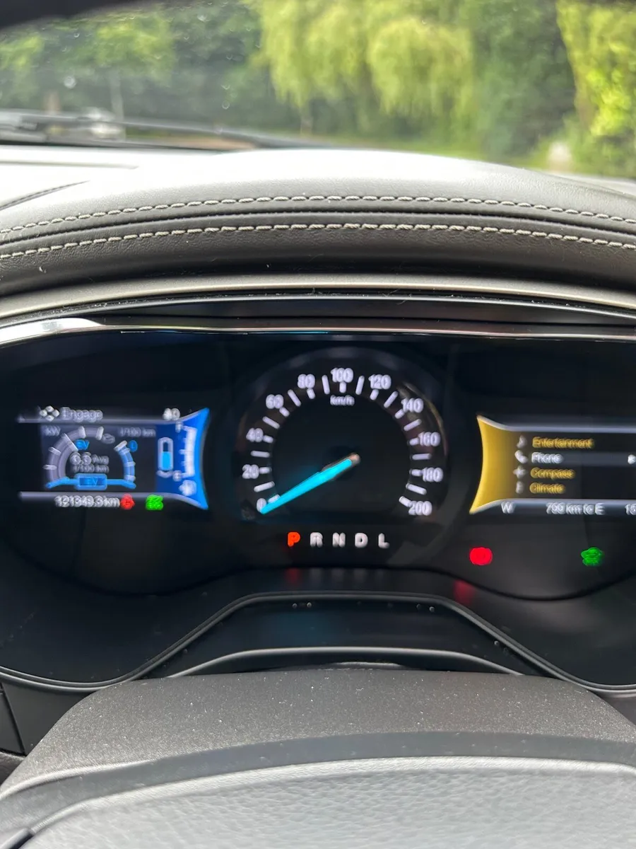Ford Mondeo 2018 - Image 4
