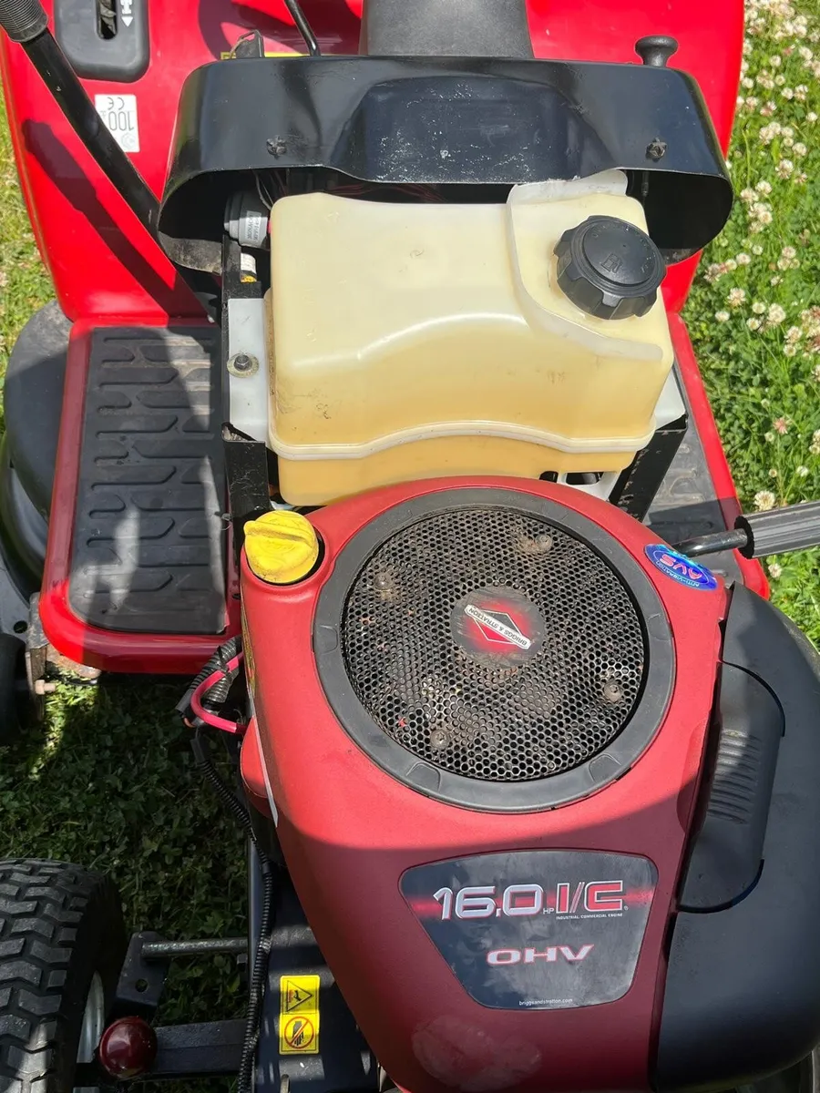 Ride on Tractor Lawnmower - Image 3
