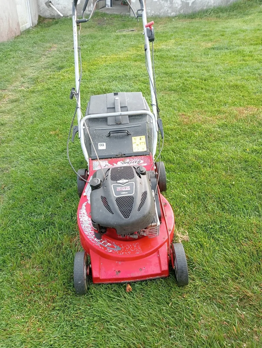 Rover self drive lawn mower - Image 4
