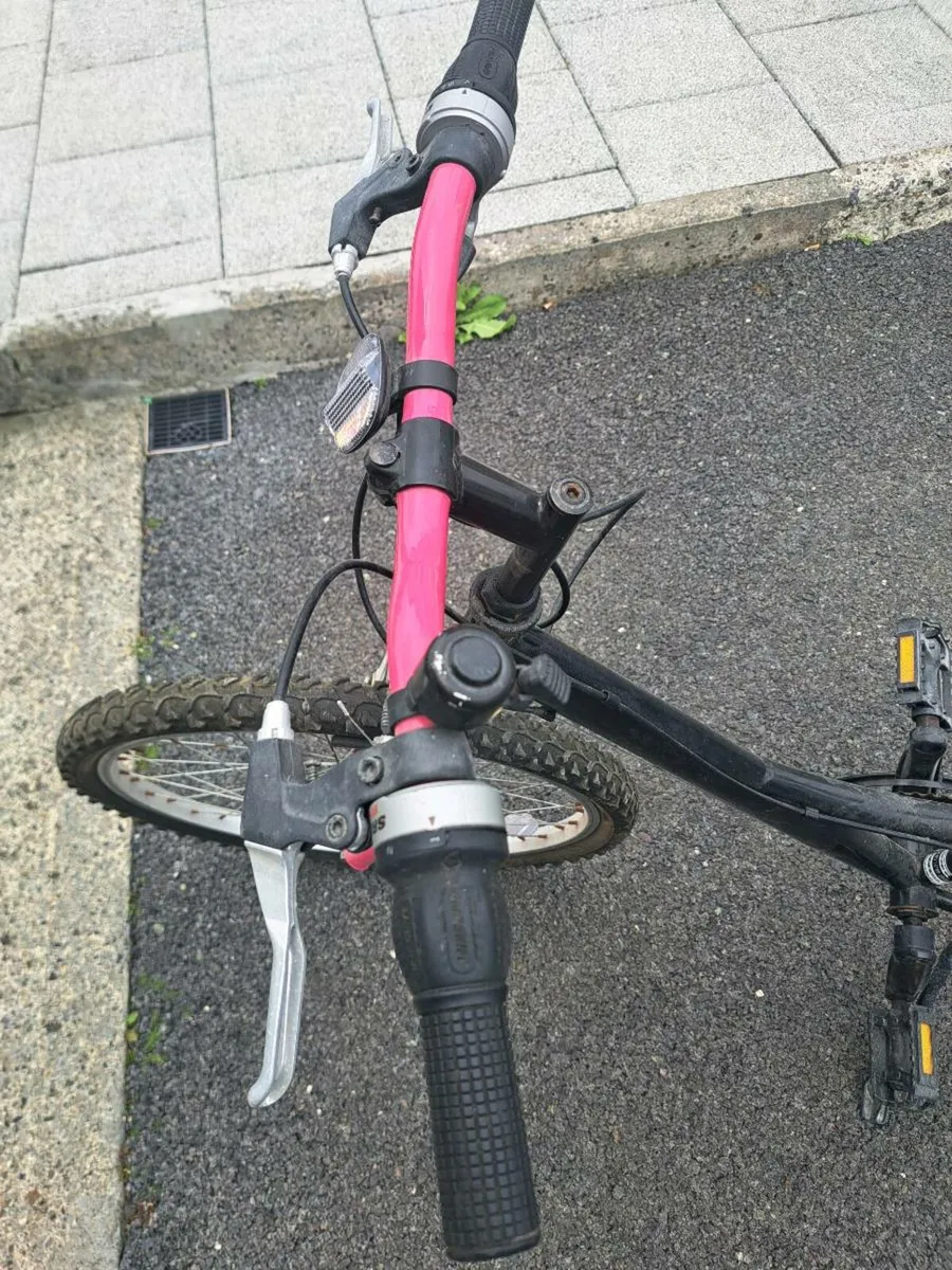 Girls bicycle - Image 3