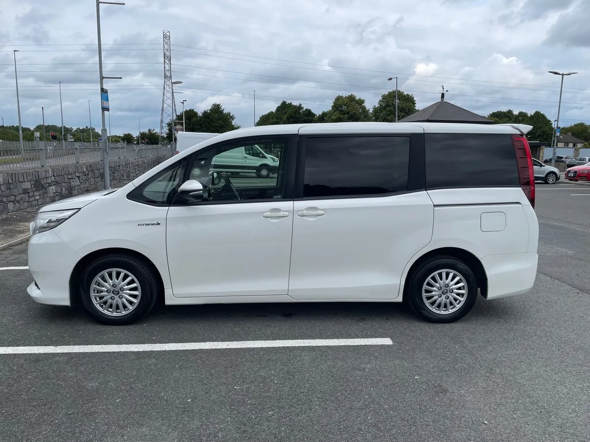 Toyota Noah 2014 1.8L Petrol Hybrid - Image 1