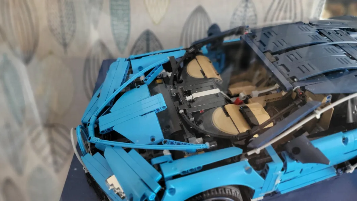 Bugatti chrion Lego car - Image 4