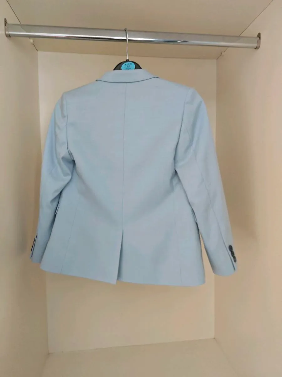 Boys Communion outfit - Image 4