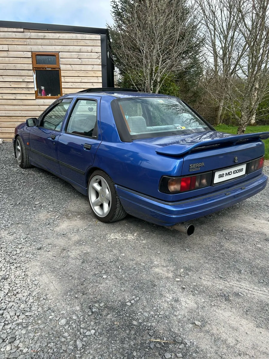 Ford Sierra - Image 4