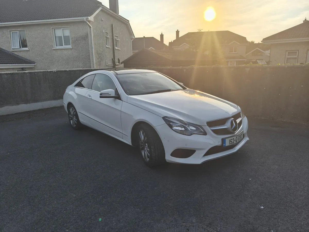 Mercedes-Benz E-Class 2015 - Image 2