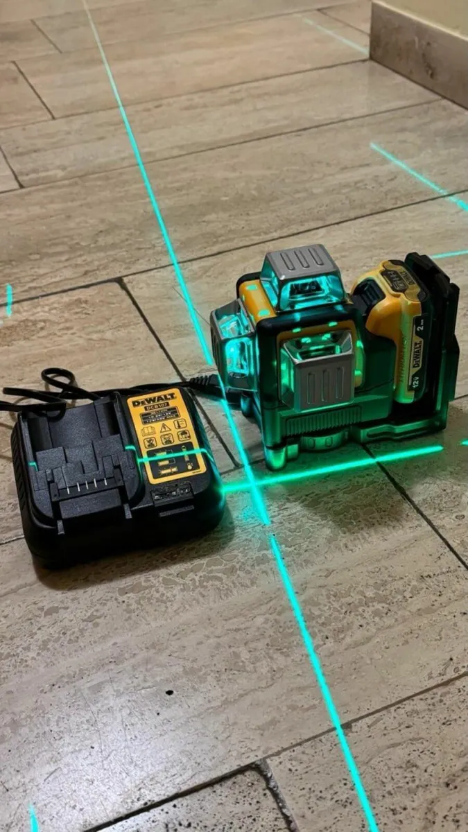 DeWalt PrecisionPro 3-Way 360° - Image 2